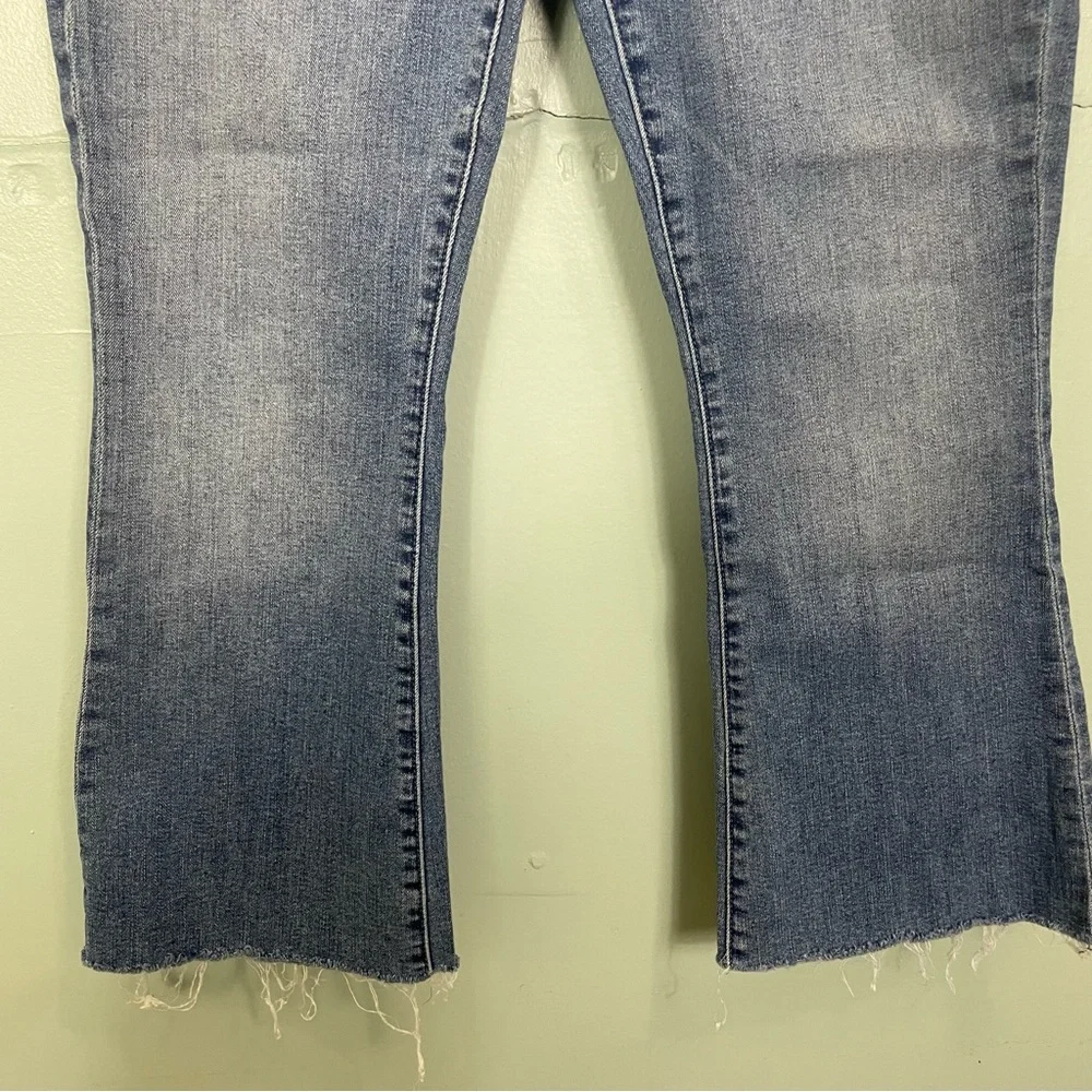 Mother The Weekender Fray Wash I Wet My Plants Blue Size 33 Distressed‎ Hem